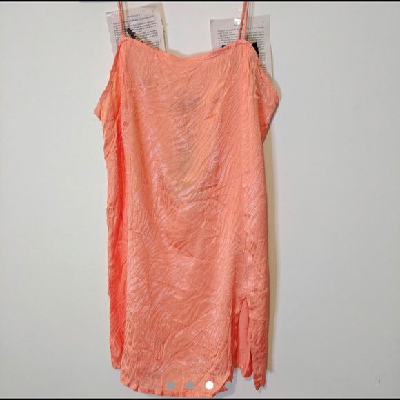 MOTEL ROCKS DATISTA DRESS - Picture 3 of 4